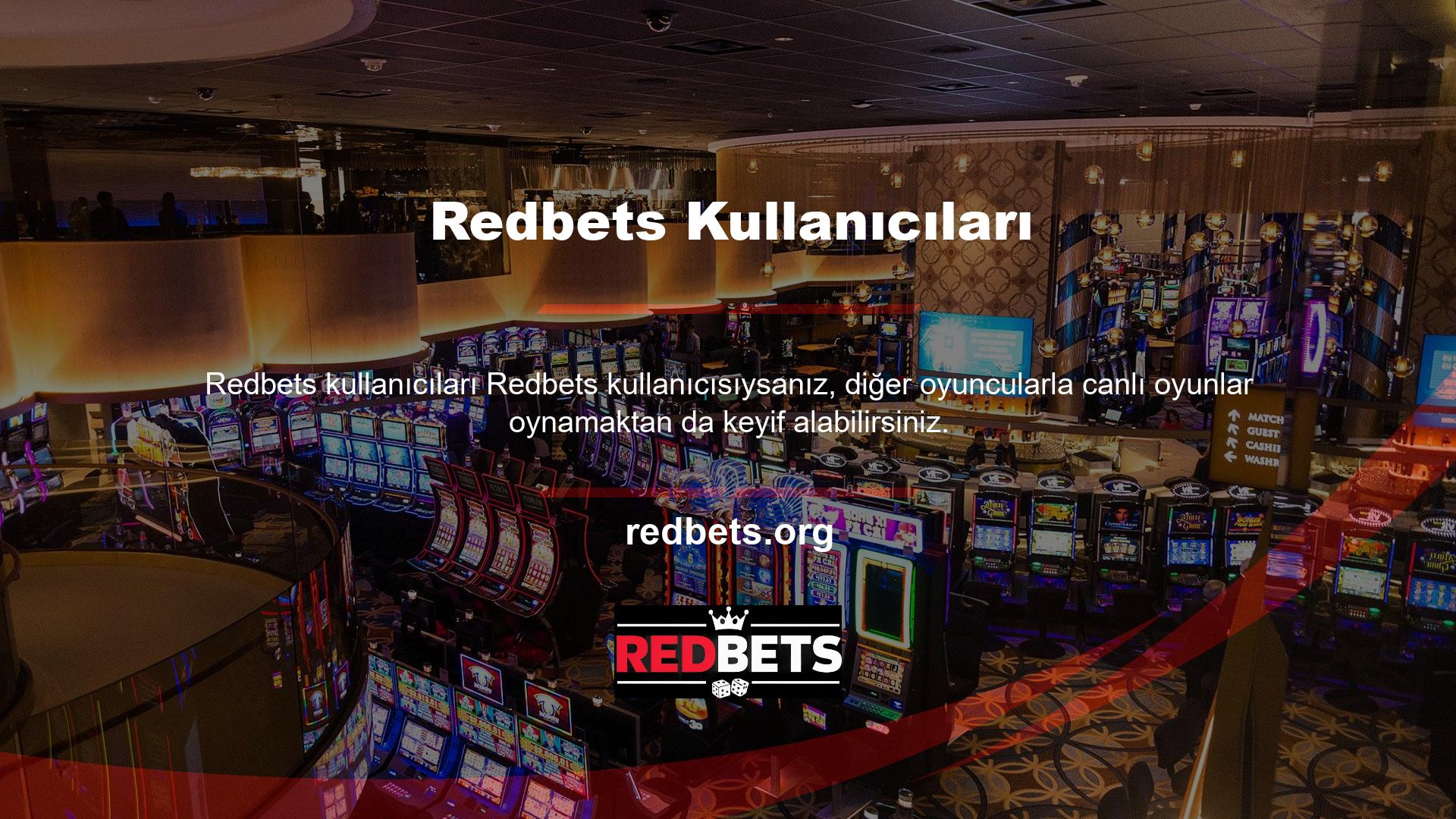 Platformda canlı sporları izleme şansı ile üyeler en sevdikleri oyunların tadını çıkarmadan keyif alabilirler
